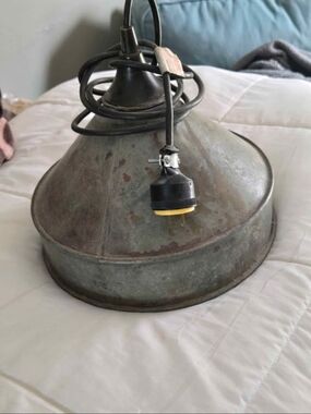 Industrial Metal Pendant Light - Rustic Galvanized Finish